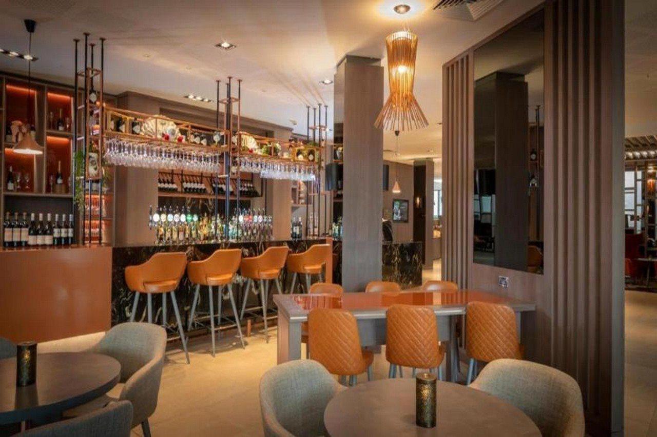 Clayton Hotel Manchester City Centre Kültér fotó The interior of the hotel