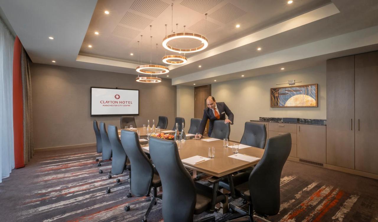 Clayton Hotel Manchester City Centre Kültér fotó Meeting room at Clayton Hotel