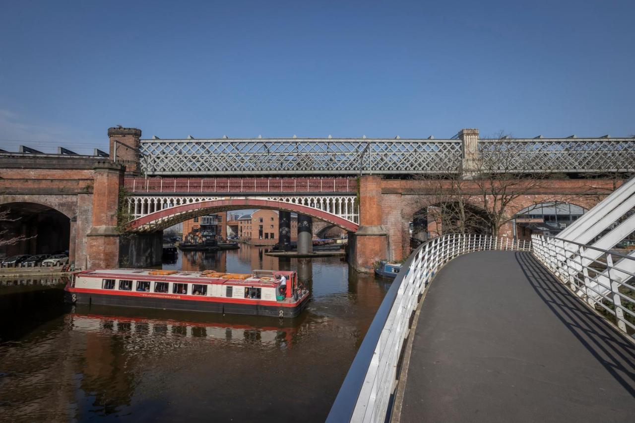 Clayton Hotel Manchester City Centre Kültér fotó The bridge in 2019